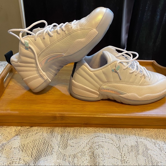 Jordan 12s Easter egg 7.5m 9w